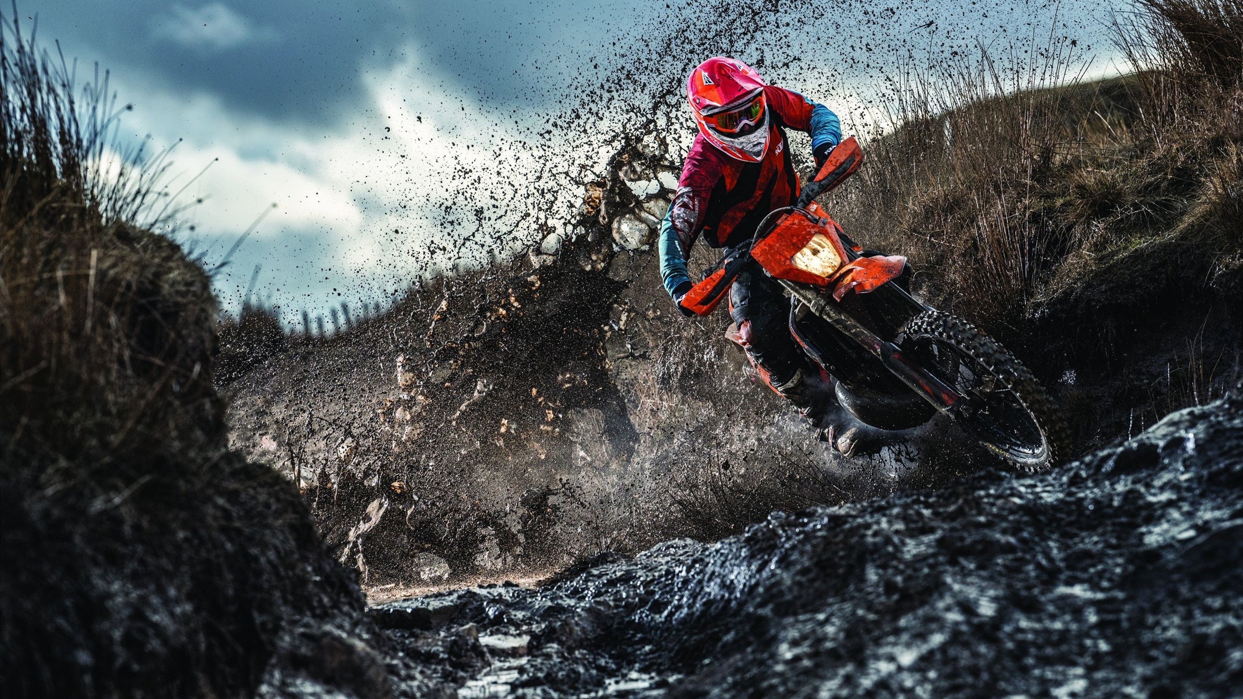 【顶尖运动员】奥沙利文:坚持不懈的训练秘诀,奥沙利文比赛练球