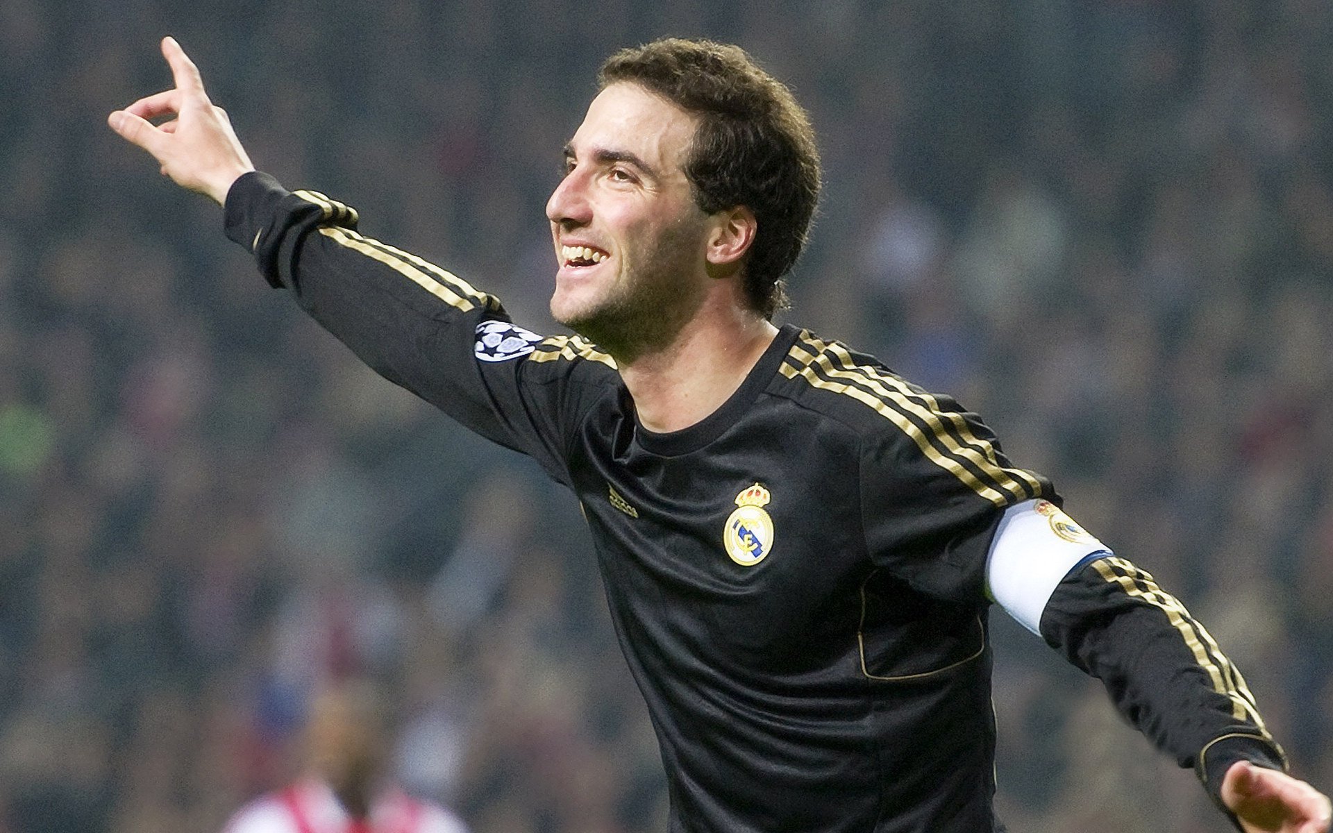 勒沃库森客场惨败,冠军梦想黯然失色,勒沃库森在哪个城市