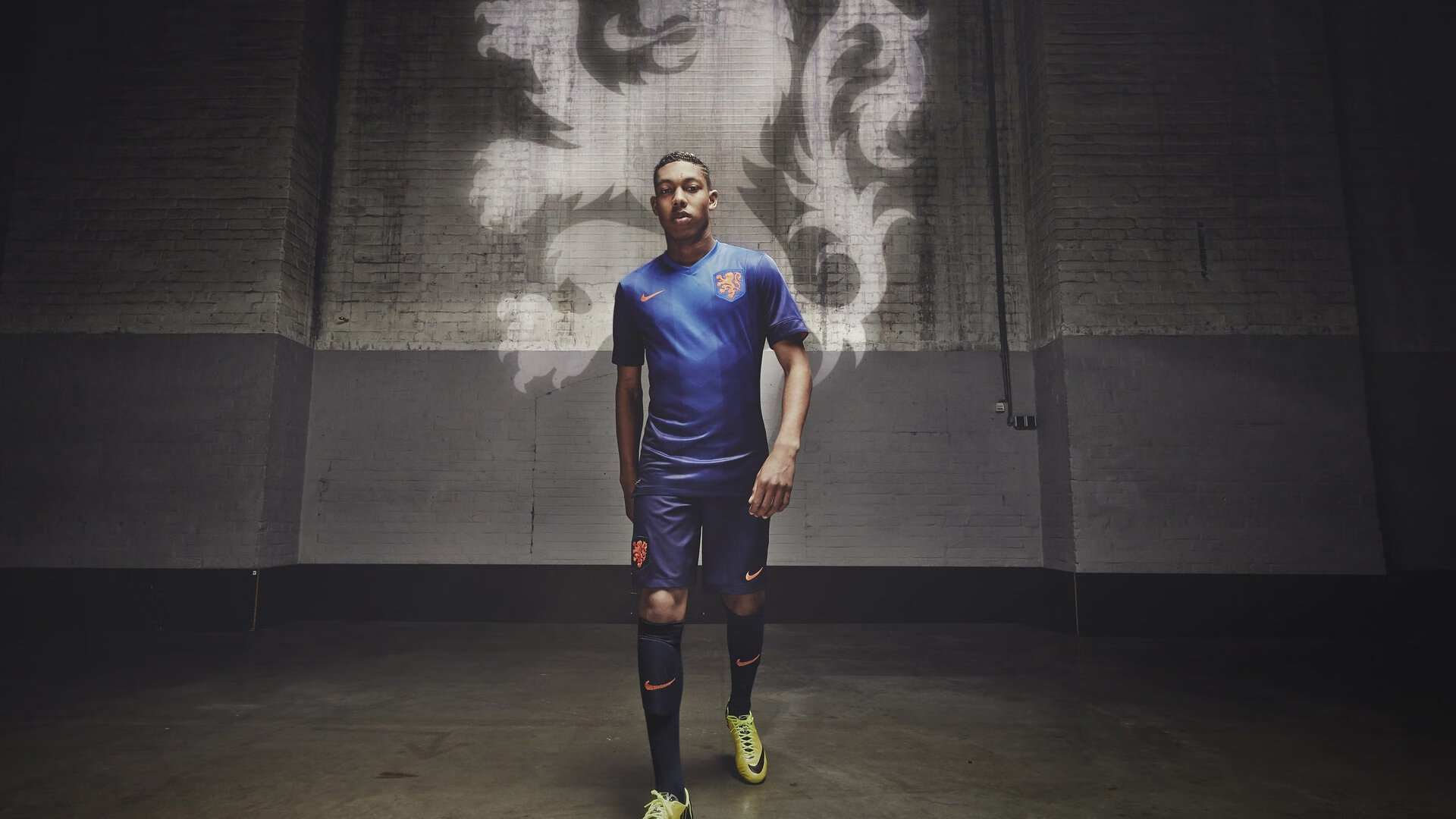 日本足球队备战充分，状态良好，日本足球队首发11人