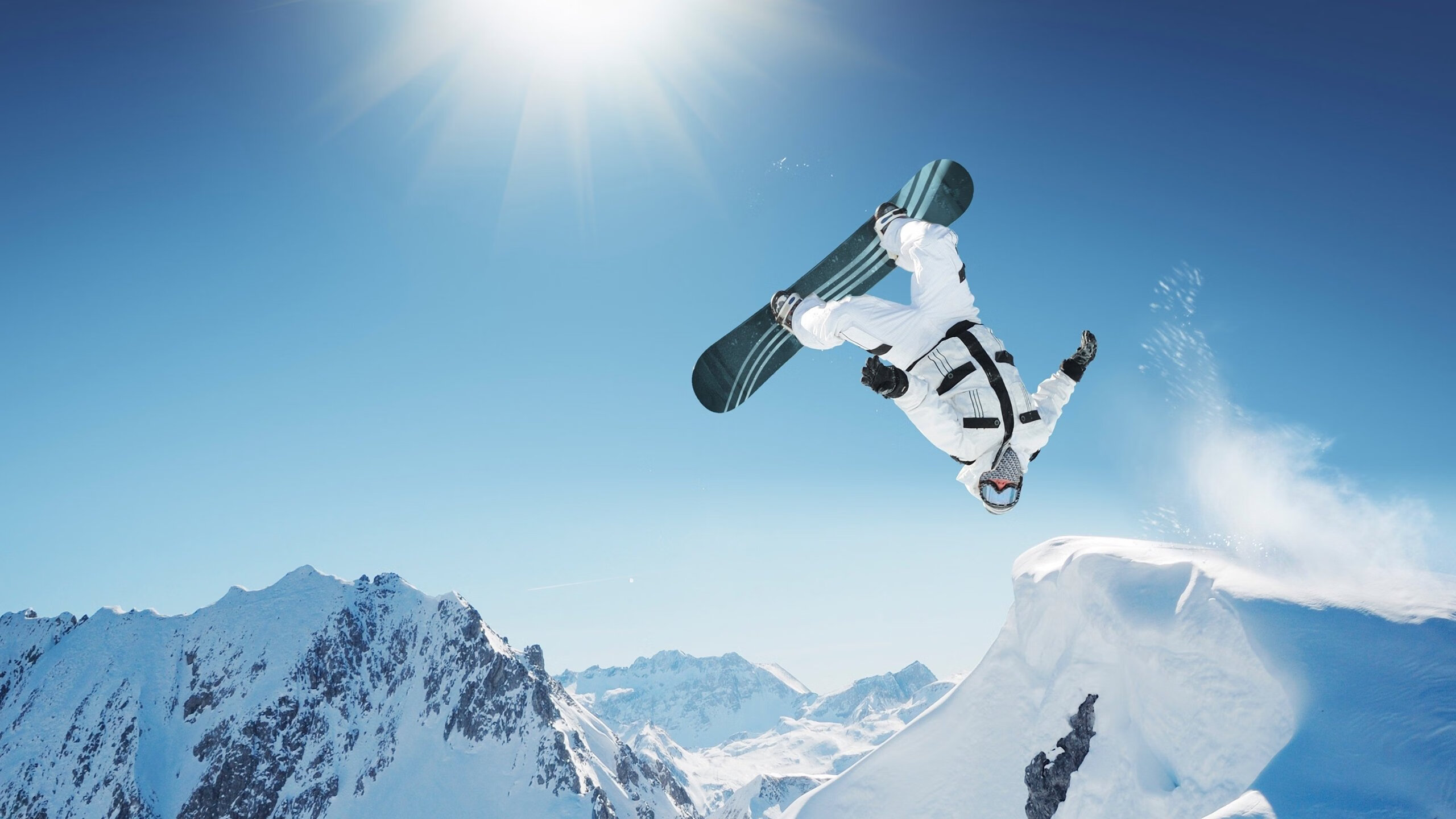 明斯特球员坚守阵地，最终取得宝贵的三分，明斯特高等专业学院